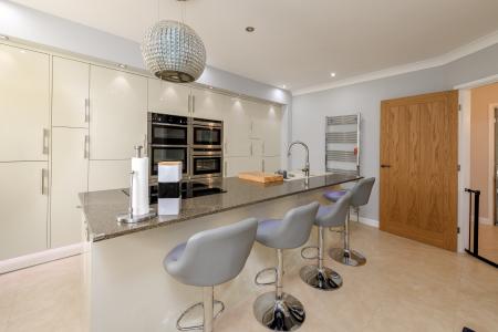 3 bedroom Detached bungalow for sale in Latham Court, Holland Fen, Lincoln, LN4