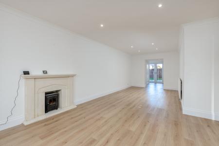 3 bedroom Detached house for sale in London Road, Boston, PE21