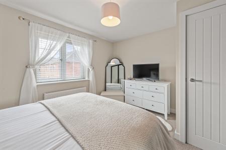 2 bedroom End of terrace house for sale in Old Iron Way, Boston, PE21