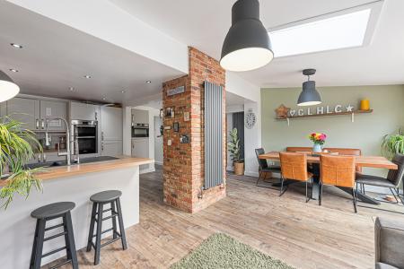 4 bedroom Detached house for sale in Sleaford Road, Boston, PE21