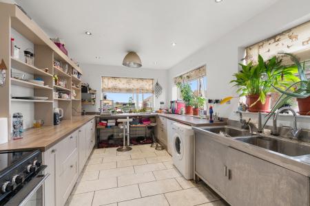 4 bedroom Detached bungalow for sale in Station Road, Old Leake, Boston, PE22