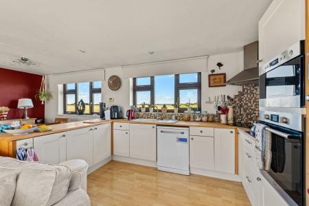 6 bedroom Detached house for sale in Westhouses, Sibsey, Boston, PE22