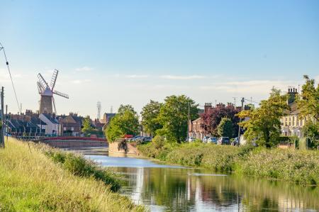 2 bedroom Detached bungalow for sale in Willoughby Road, Boston, PE21