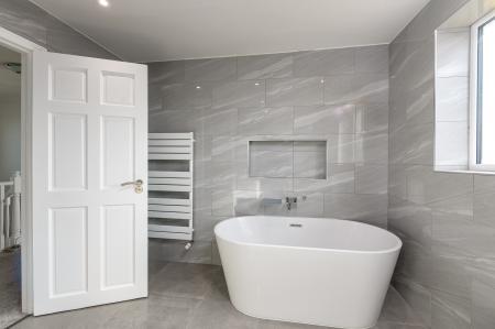 5 bedroom Detached house for sale in Woodville Road, Boston, PE21