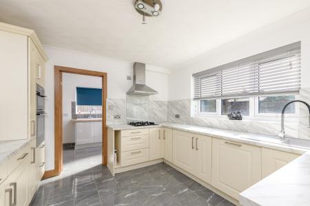 5 bedroom Detached house for sale in Woodville Road, Boston, PE21