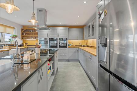 6 bedroom Detached house for sale in Wythes Lane, Fishtoft, Boston, PE21