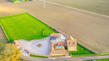 6 bedroom Detached house for sale in Wythes Lane, Fishtoft, Boston, PE21