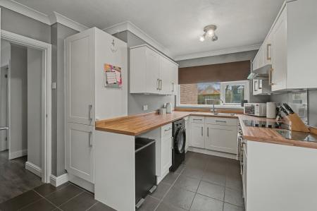 3 bedroom Detached house for sale in Delfield Road, Boston, PE21