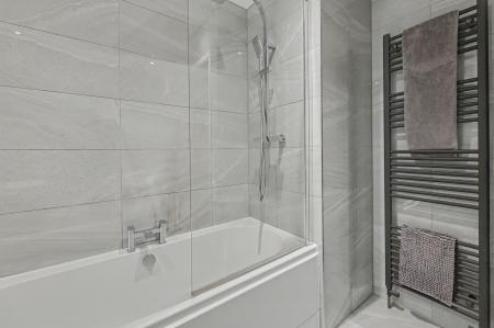 3 bedroom Detached house for sale in Delfield Road, Boston, PE21