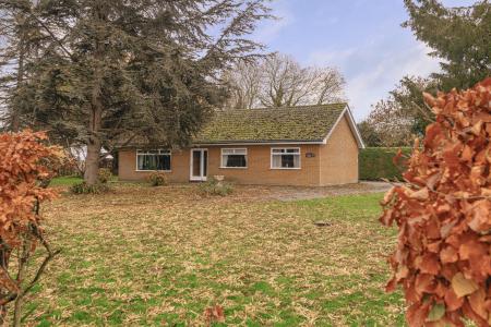 3 bedroom Detached bungalow for sale in Crackholt Lane, Old Leake, Boston, PE22