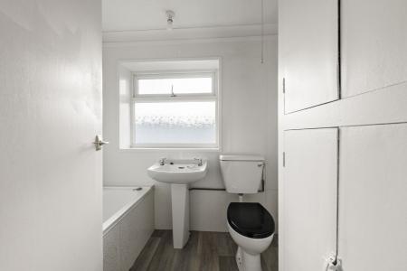 3 bedroom Semi-detached house for sale in Woodside, Boston, PE21