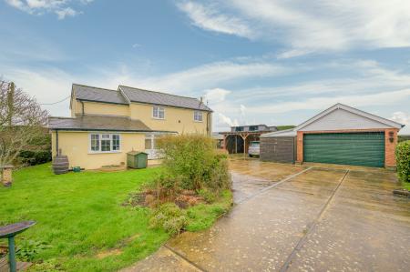 3 bedroom Detached house for sale in Saundergate Lane East, Wyberton, Boston, PE21