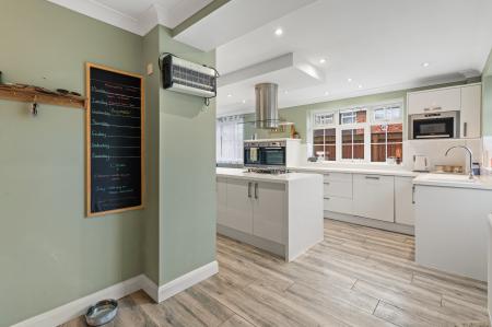 4 bedroom Detached house for sale in Sleaford Road, Boston, PE21