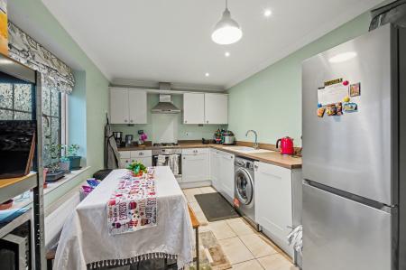 2 bedroom End of terrace house for sale in Eton Way, Boston, PE21