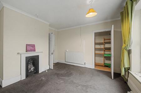 3 bedroom End of terrace house for sale in Frampton Place, Boston, PE21