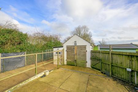 5 bedroom Detached house for sale in West Fen Drainside, Stickney, Boston, PE22