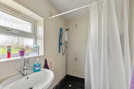 5 bedroom Detached house for sale in West Fen Drainside, Stickney, Boston, PE22