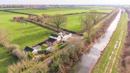 5 bedroom Detached house for sale in West Fen Drainside, Stickney, Boston, PE22