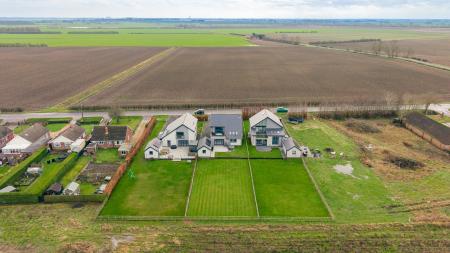 3 bedroom Detached house for sale in Gipsey Drove, Gipsey Bridge, Boston, PE22