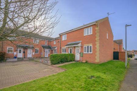 2 bedroom End of terrace house for sale in Hutton Close, Spalding, PE12