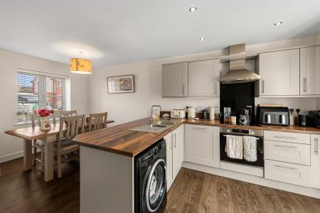 3 bedroom Semi-detached house for sale in Willow Gardens, Kirton, Boston, PE20