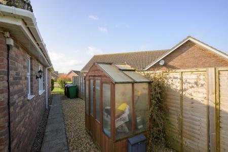 3 bedroom Detached bungalow for sale in Millersview, Old Leake, Boston, PE22