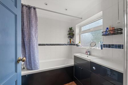 3 bedroom Semi-detached house for sale in Woodthorpe Avenue, Boston, PE21