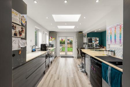 3 bedroom Semi-detached house for sale in Woodthorpe Avenue, Boston, PE21