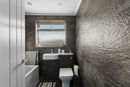 4 bedroom Detached house for sale in Sea Lane, Butterwick, Boston, PE22