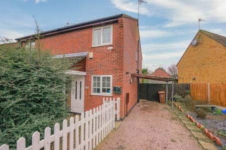2 bedroom Semi-detached house for sale in Wing Drive, Fishtoft, PE21