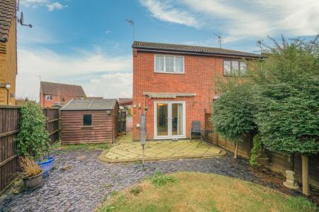 2 bedroom Semi-detached house for sale in Wing Drive, Fishtoft, PE21