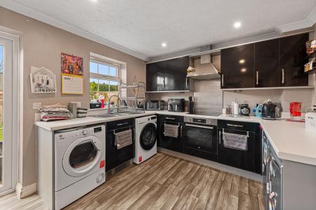 3 bedroom Terraced House for sale in Lime Walk, Old Leake, PE22