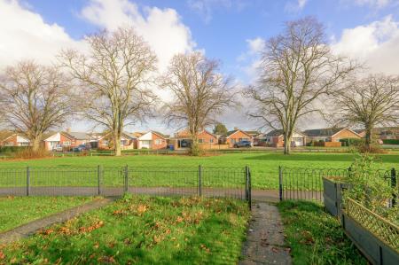 3 bedroom Terraced House for sale in Lime Walk, Old Leake, PE22