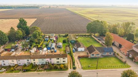 3 bedroom End of terrace house for sale in Main Road, New Bolingbroke, PE22