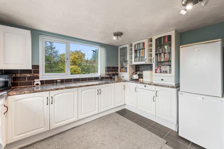 3 bedroom End of terrace house for sale in Main Road, New Bolingbroke, PE22