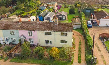 3 bedroom End of terrace house for sale in Main Road, New Bolingbroke, PE22