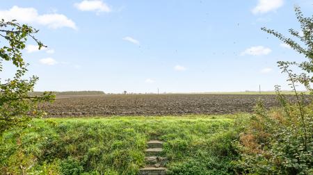 3 bedroom End of terrace house for sale in Main Road, New Bolingbroke, PE22