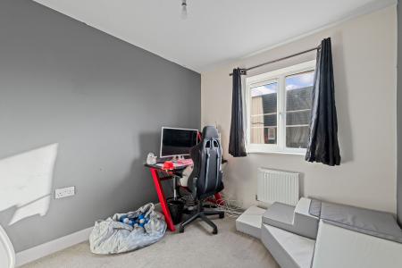 3 bedroom Semi-detached house for sale in Meres Way, Swineshead, PE20