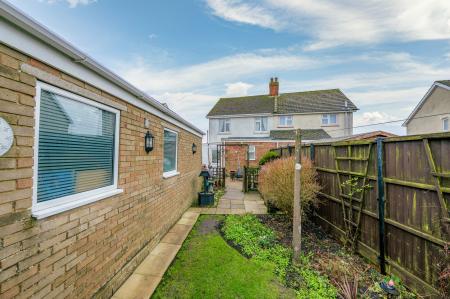 3 bedroom Semi-detached house for sale in Spilsby Road, New Leake, PE22