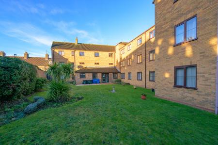 1 bedroom Flat for sale in Willoughby Road, Boston, PE21