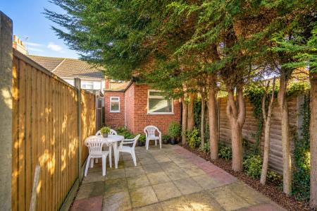 2 bedroom Terraced House for sale in Freiston Road, Boston, PE21