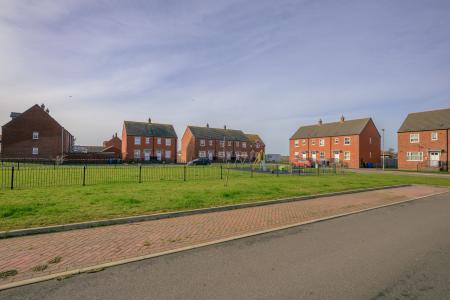 3 bedroom End of terrace house for sale in Eton Way, Boston, PE21