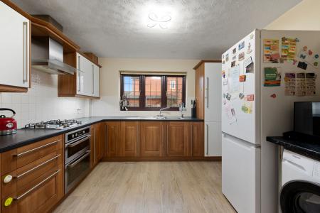 4 bedroom Detached house for sale in Amos Way, Sibsey, PE22