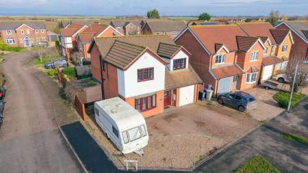 4 bedroom Detached house for sale in Amos Way, Sibsey, PE22