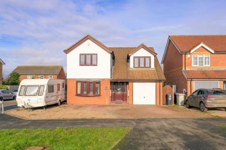 4 bedroom Detached house for sale in Amos Way, Sibsey, PE22