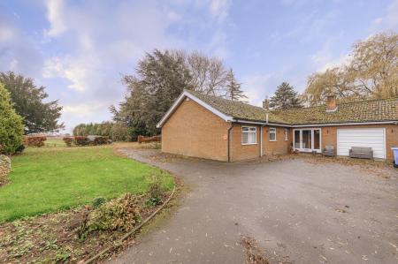 3 bedroom Detached bungalow for sale in Crackholt Lane, Old Leake, PE22