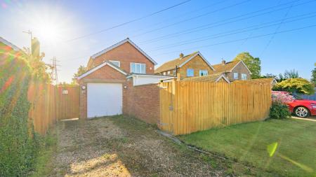 3 bedroom Detached house for sale in London Road, Boston, PE21