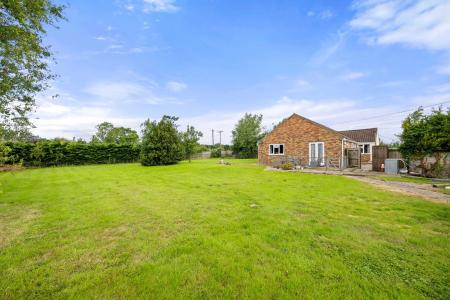 3 bedroom Detached bungalow for sale in Midville Road, Stickney, PE22