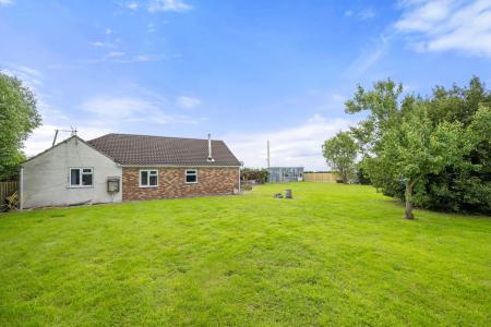 3 bedroom Detached bungalow for sale in Midville Road, Stickney, PE22
