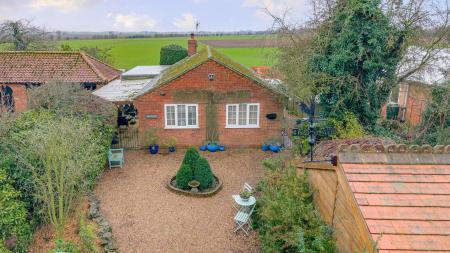 4 bedroom Detached bungalow for sale in Station Road, Sibsey, PE22